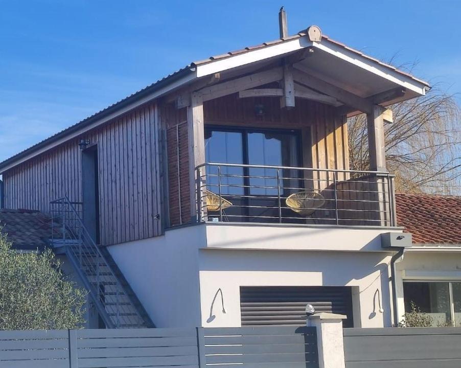 A Les Bains Proche Apartment *